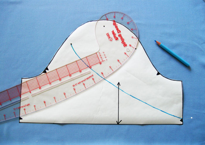 draw curved lines on sleeve piece