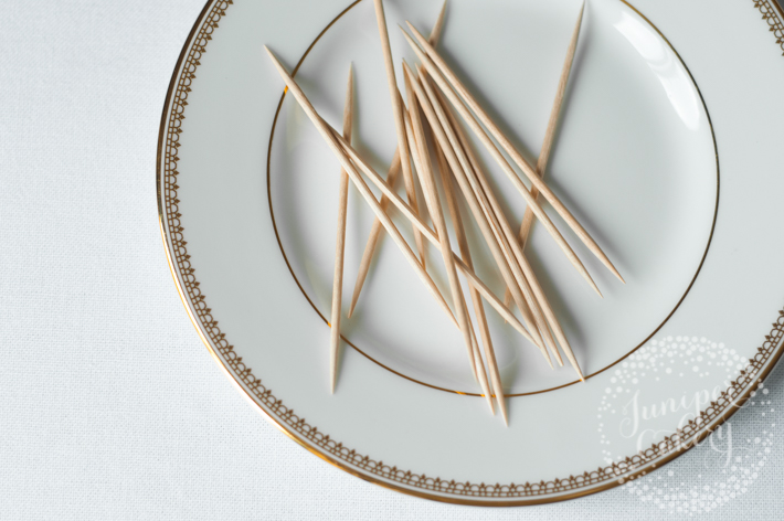 Handy unexpected cake decorating tools