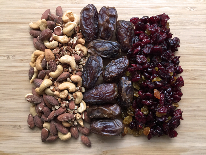 Three Essential Ingredients for DIY Fruit and Nut Bars