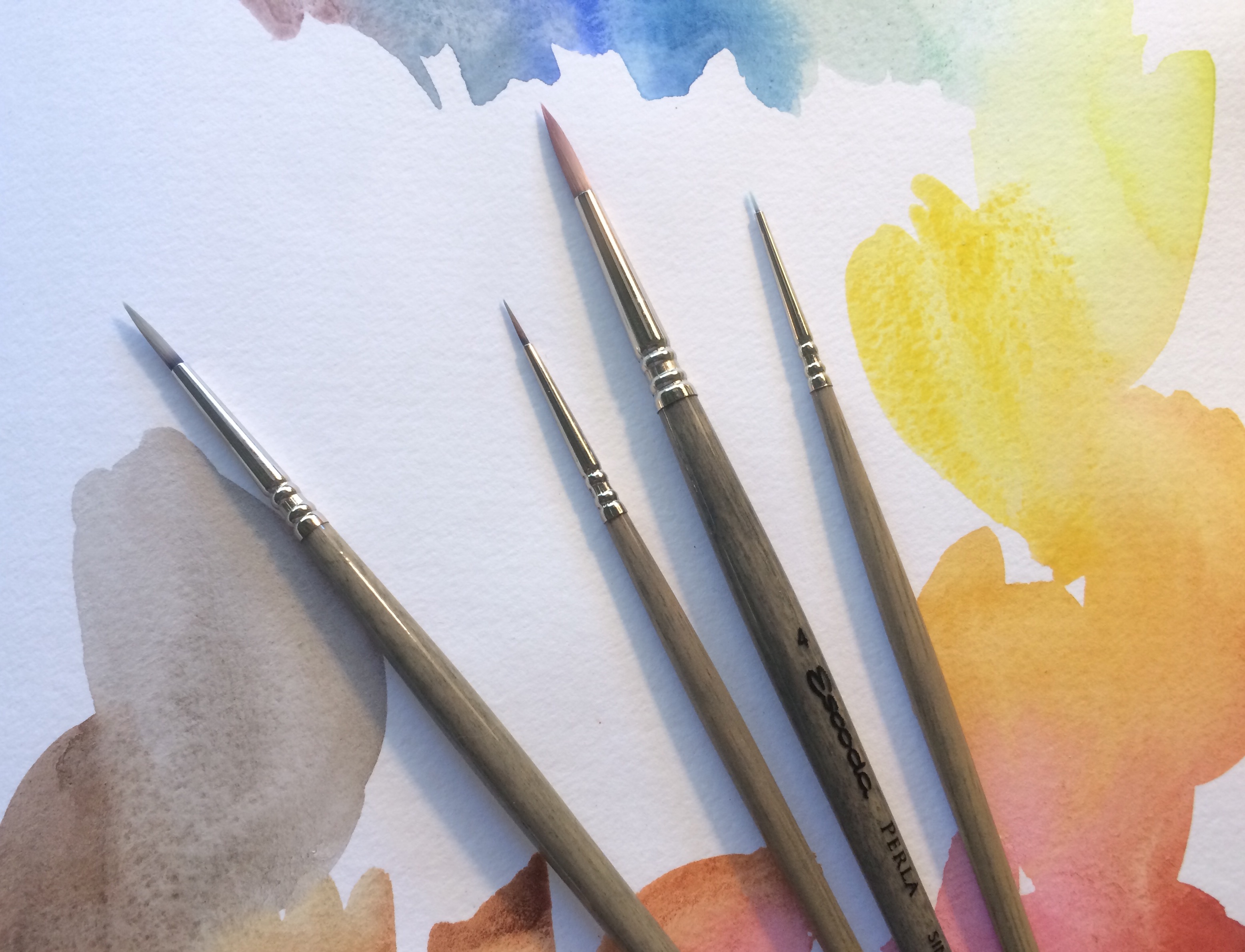 Choosing & Using Synthetic Watercolor Brushes