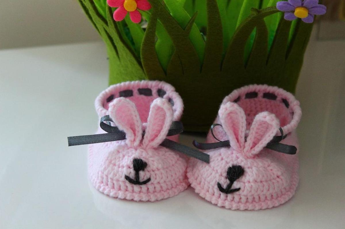 Bunny Baby Booties Crochet Pattern