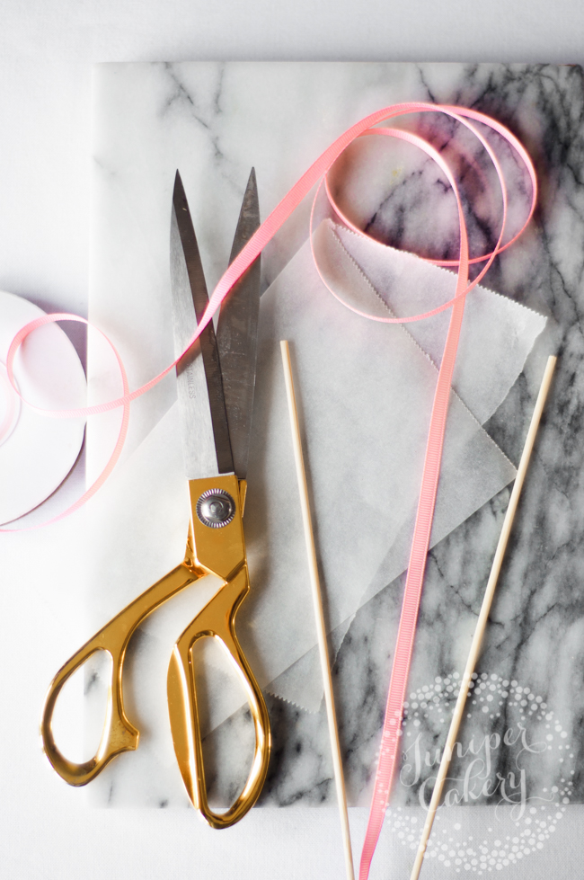 How to make simple cake bunting toppers