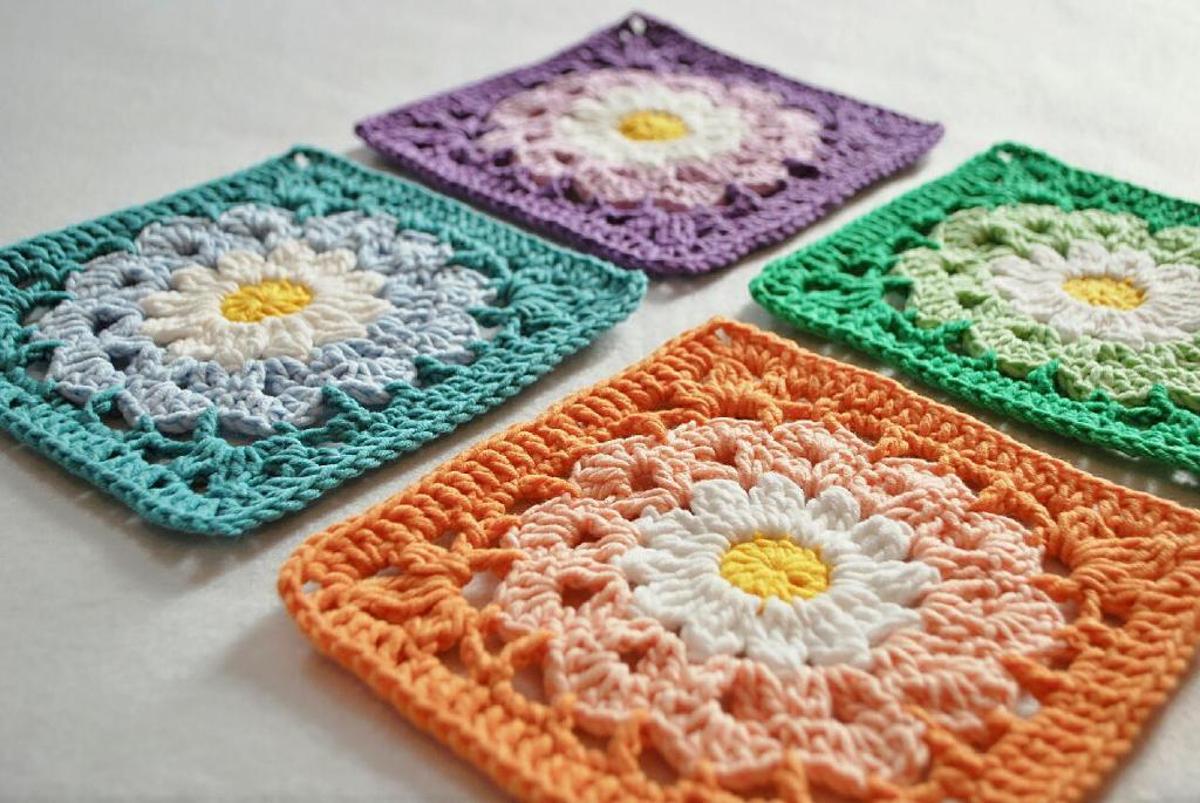 Sunburst Granny Square Crochet Square Patterns Granny Square Crochet ...