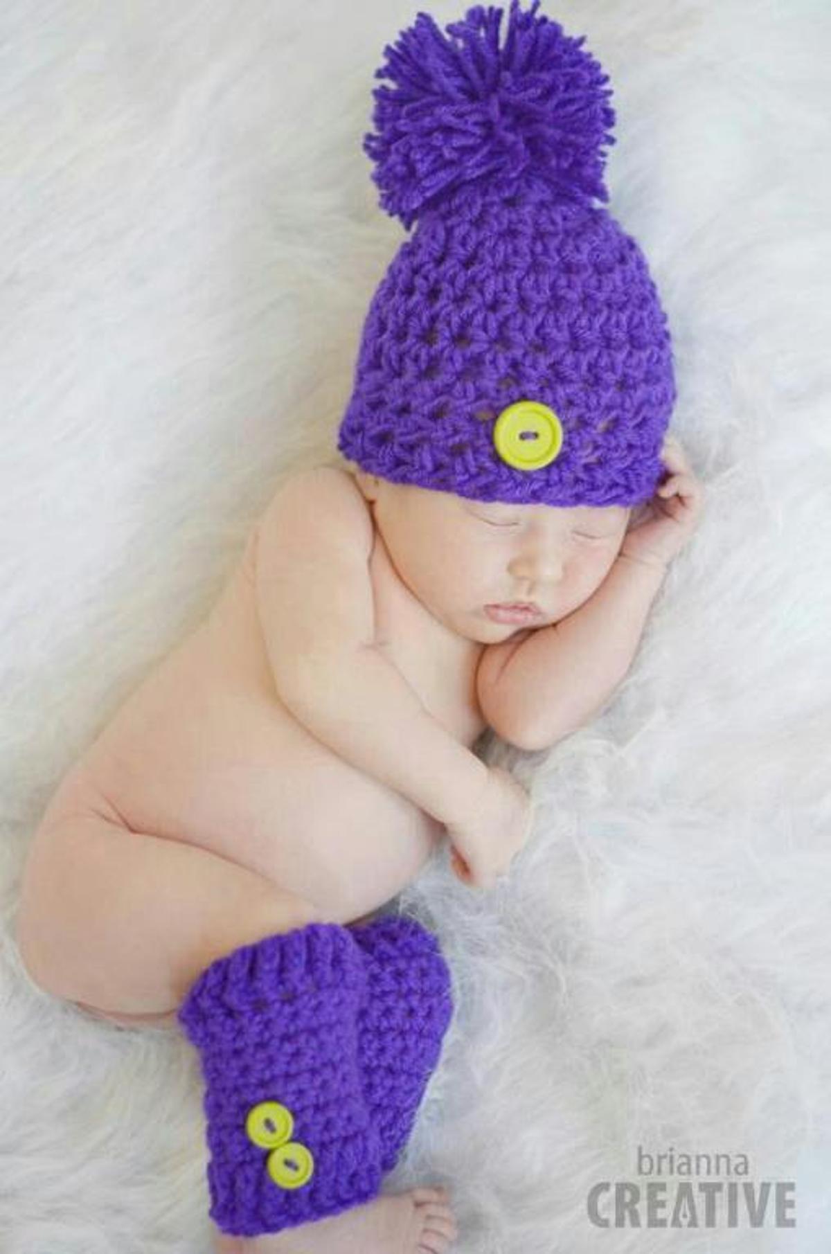 Newborn Button and Lace Hat Crochet Pattern