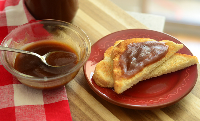 Easy Homemade Apple Butter on Toast