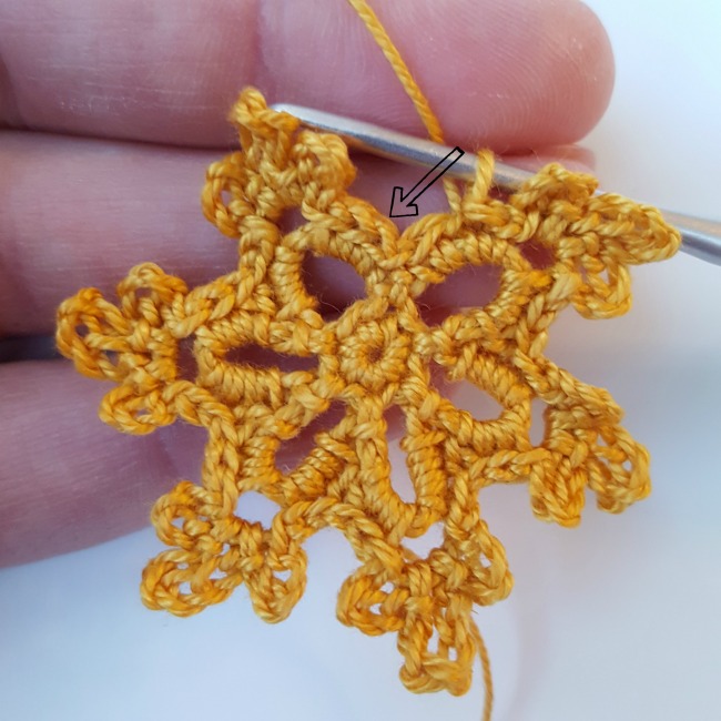 Crochet Snowflake Round 4d