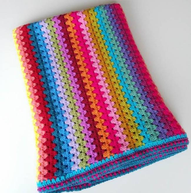 Granny stripe crochet pattern blanket by Crafternoon Treats