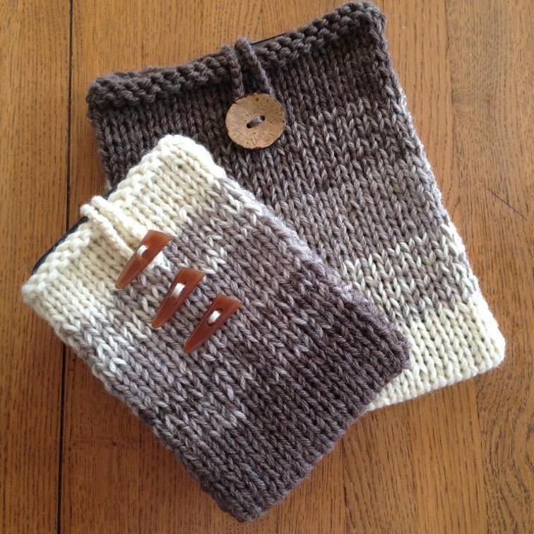 Easy Ombre Kindle/iPad Cover Knitting Pattern