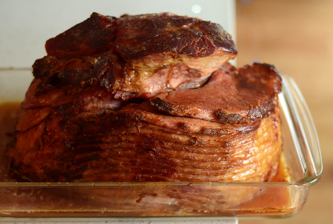 How to Make a Brown Sugar Glazed Holiday Ham