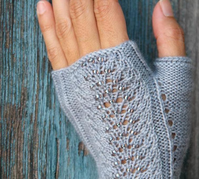 Mica Mitts Knitting Pattern