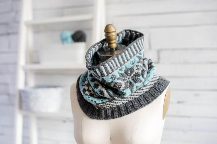 Modern Colorwork Cowl