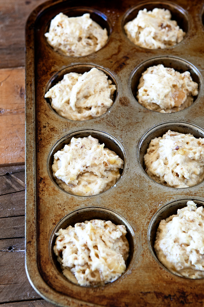 Easy Banana Nut Muffins