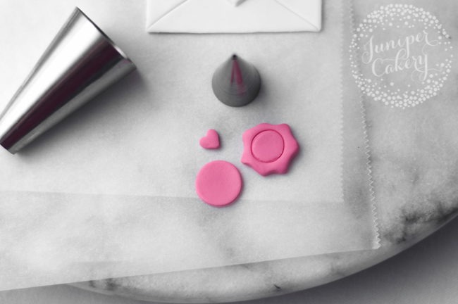 Cute Valentine cupcake tutorial