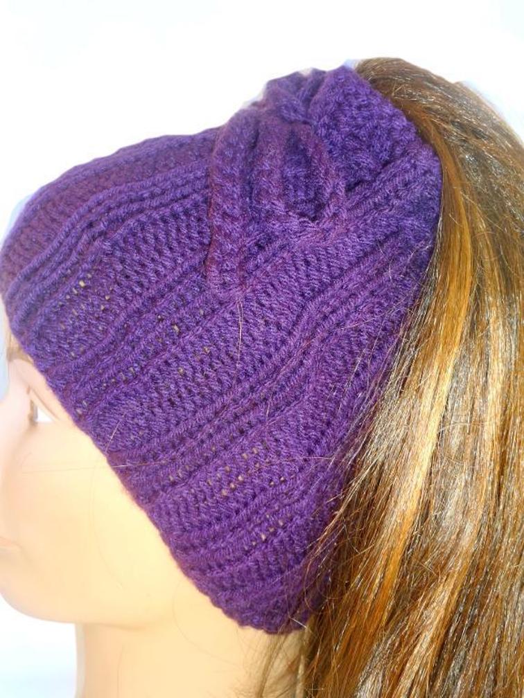 Ponytail Hat Knitting Pattern