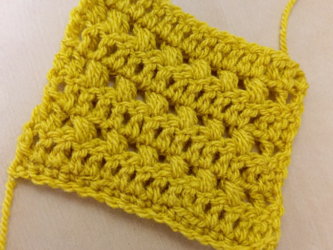 Crochet puff stitch tutorial swatch 2