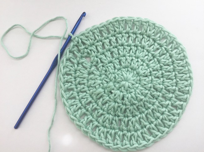 crochet baby hat round 5