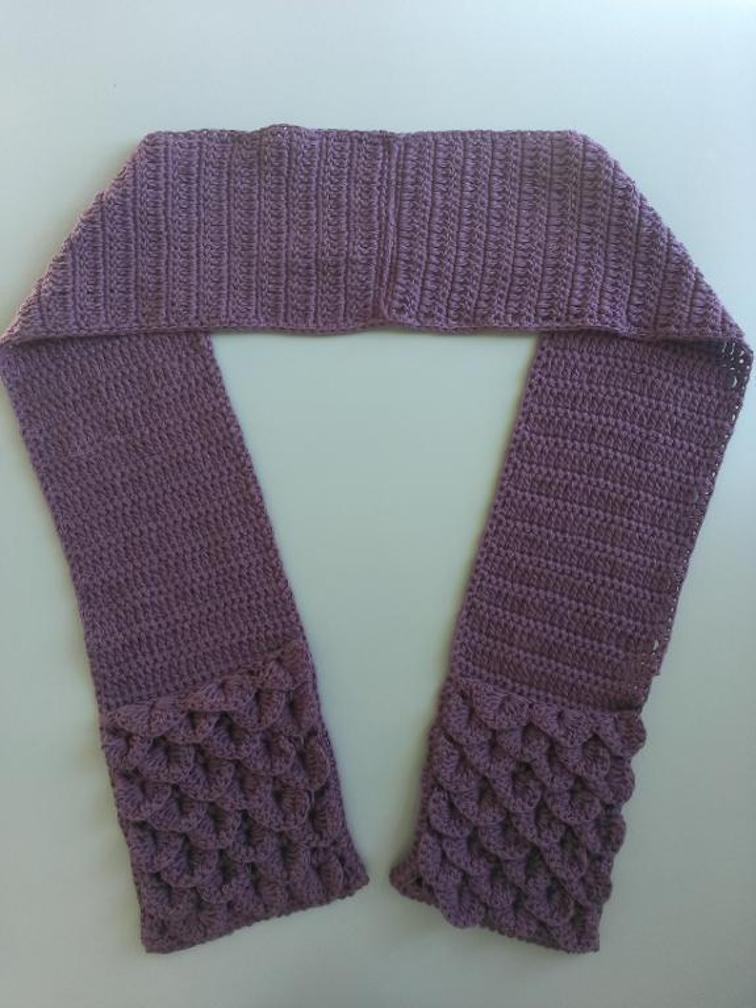 Crocodile Stitch Pocket Scarf Crochet Pattern