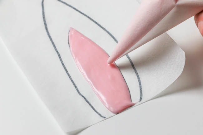 Piping the pink center of the ear. | Erin Gardner | Bluprint