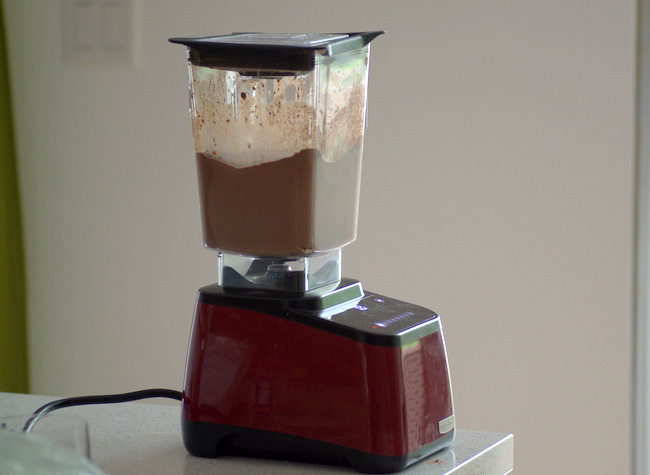 How to Make Ice Cream in a Blender
