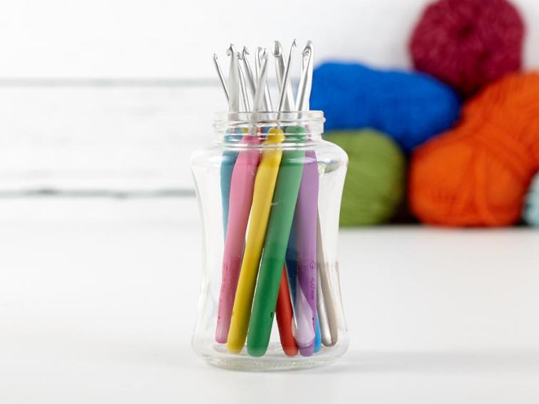 Clover Amour Crochet Hooks