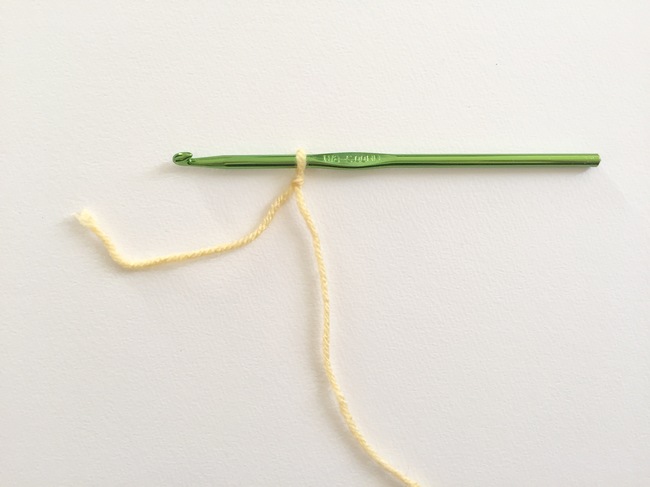 crochet hook with slip knot