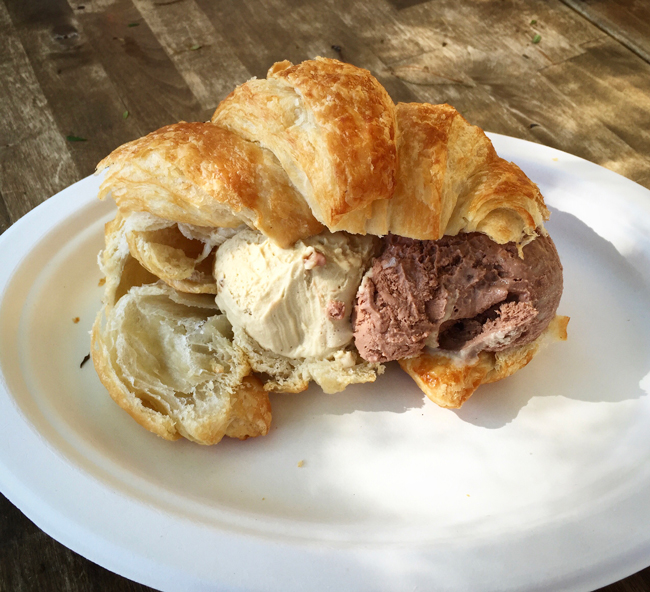 gelato croissant