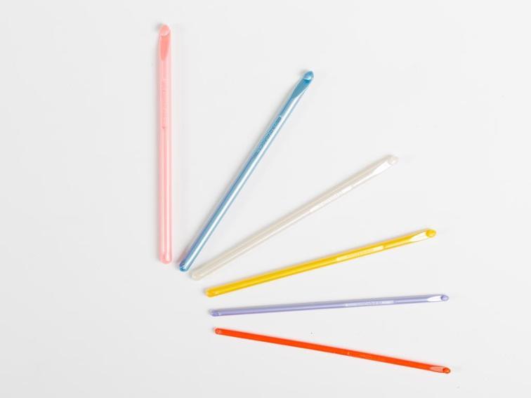 Lion Brand Plastic Crochet Hooks