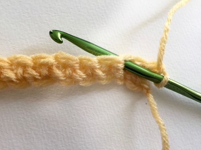 insert hook for single crochet