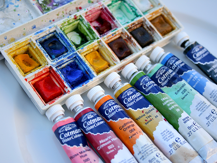 Choosing Watercolor Paints: In a Tube vs. In a Pan