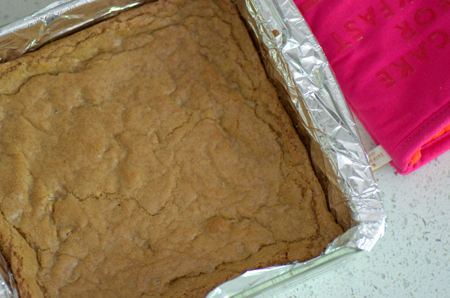 How to Make Easy, One-Bowl Blondies