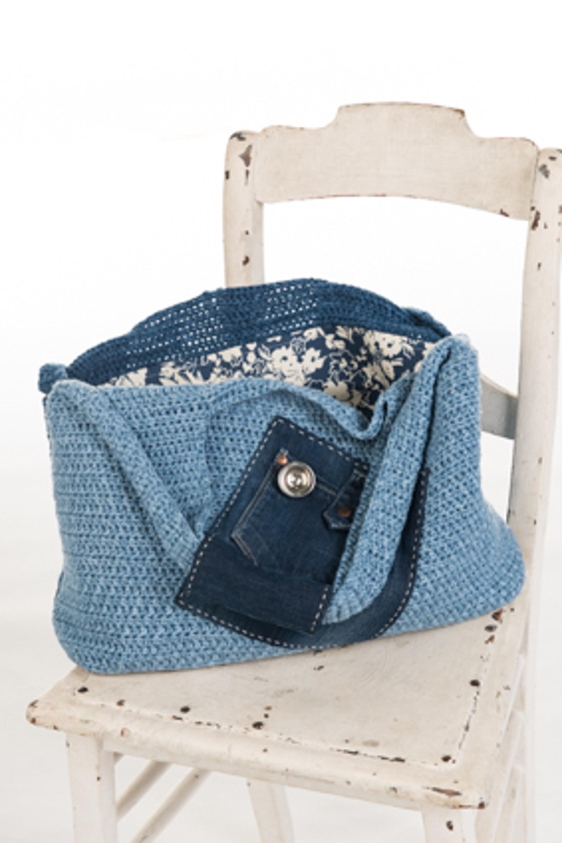 crochet denim shoulder bag pattern