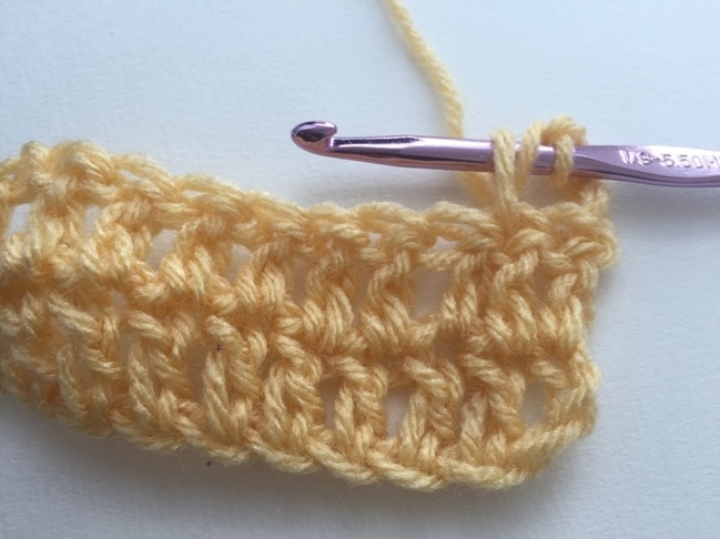 how to double crochet, step 4