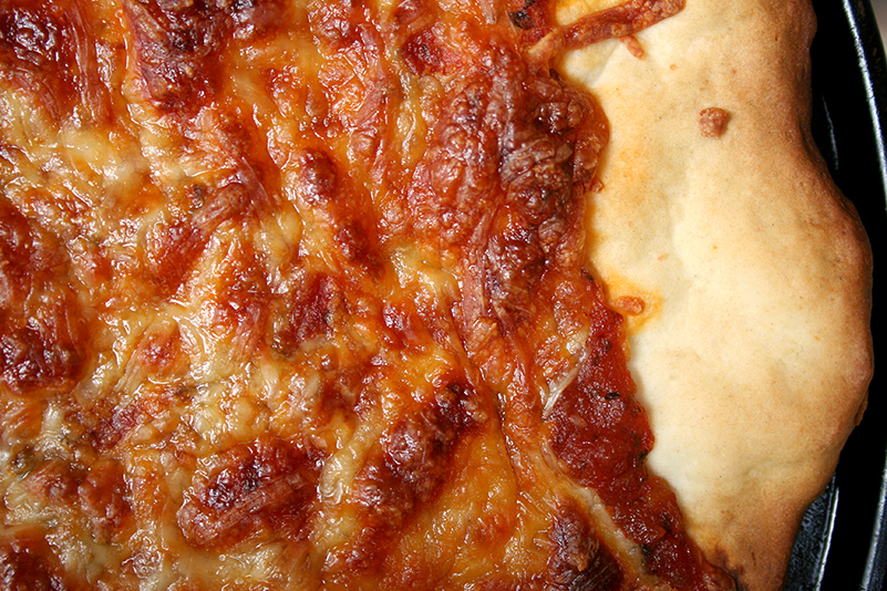 Finished pizza