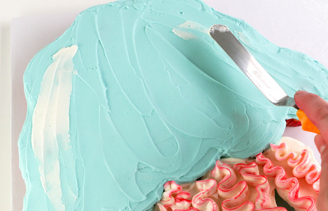 Adding Buttercream Highlights