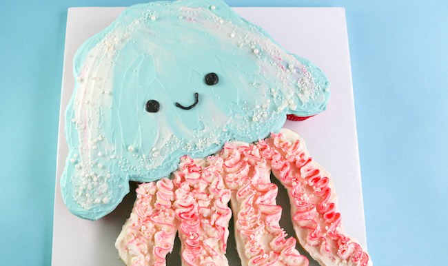 Finished Pull-Apart Jellyfish Cake