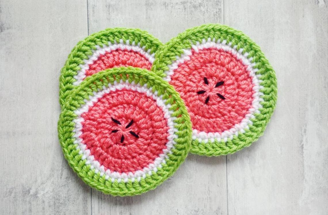 watermelon coasters free crochet pattern
