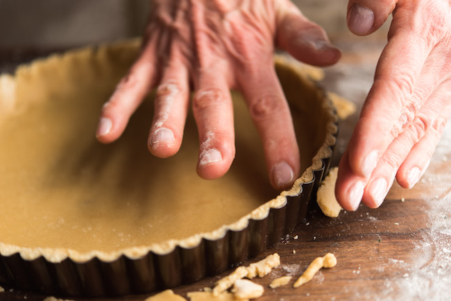 Putting Pie Crust in a Pan