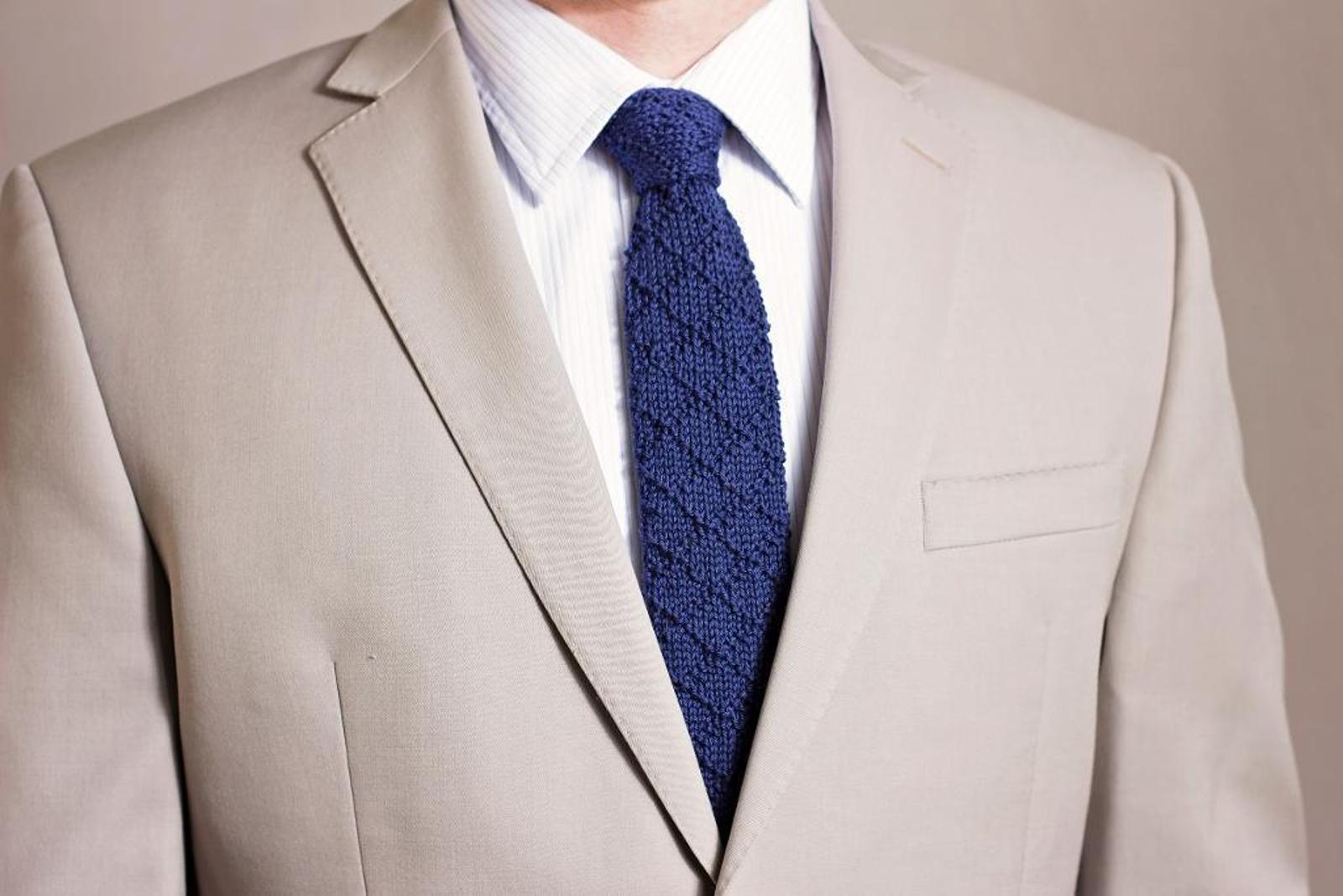hand knit tie