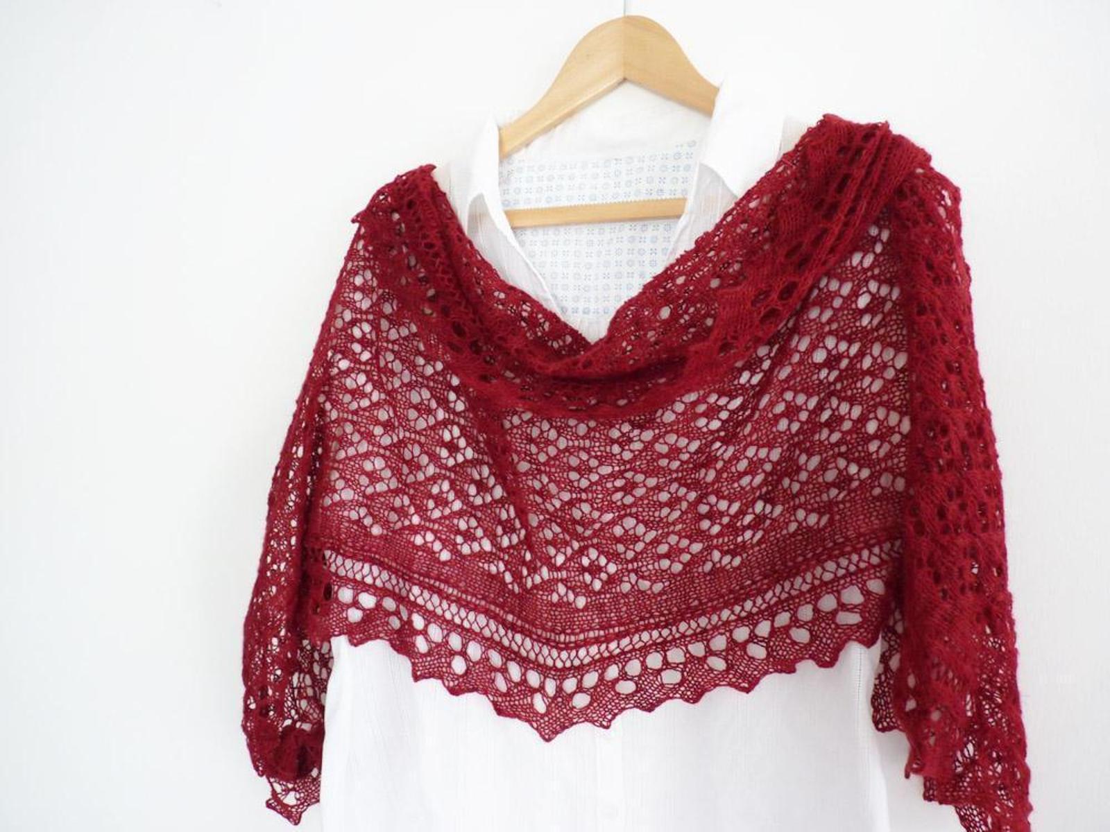 Cycrus Lace Shawl