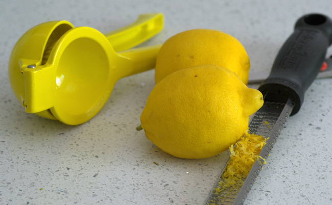 How to make a Classic Lemon Loaf Cake in One Bowl