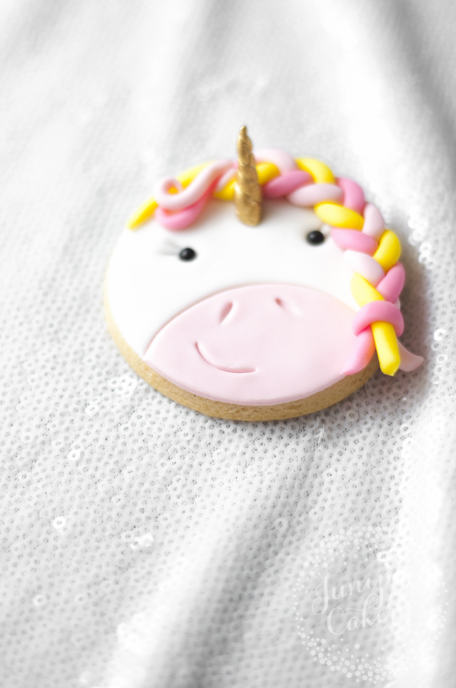 Whip up cute and easy unicorn cookies for parties