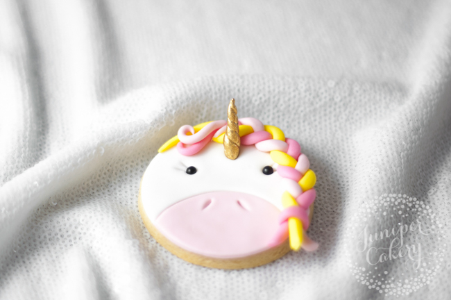 Bright and fun unicorn cookie tutorial