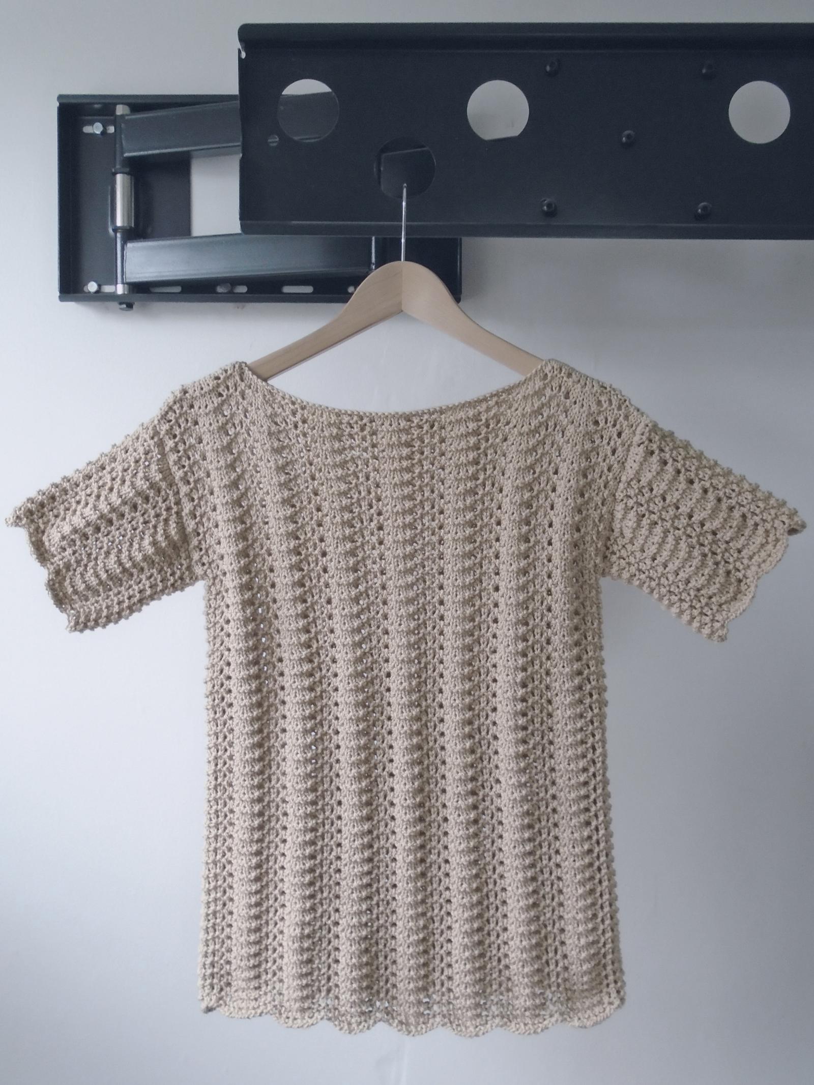 Linen and Lace Tee Knitting Pattern