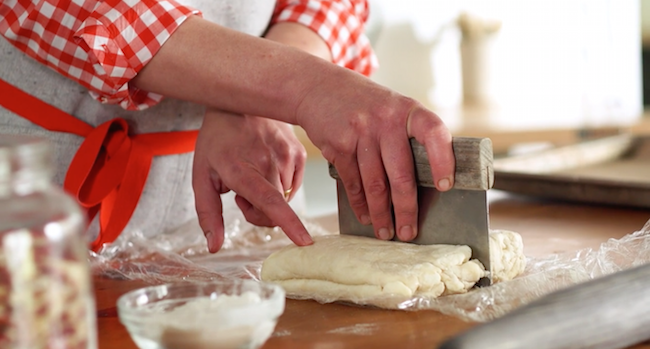 Cutting Dough With a Bench Scraper | Bluprint Instructor Gesine Bullock-Prado