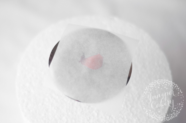 How to pipe a buttercream Juliet rose using a flower nail