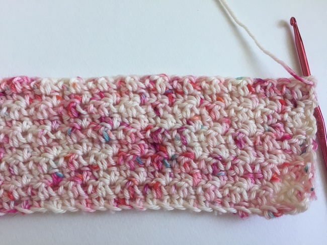 crochet clutch seed stitch