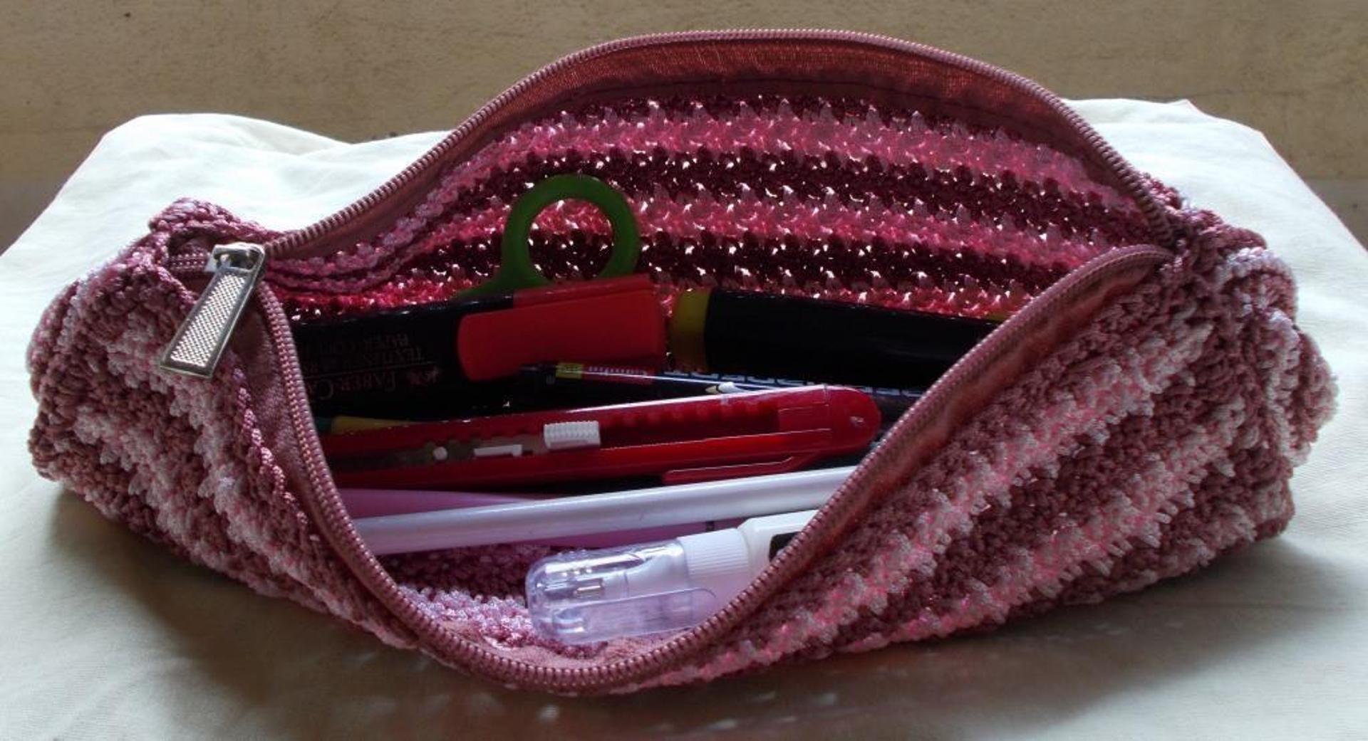 daily use pencil case crochet pattern