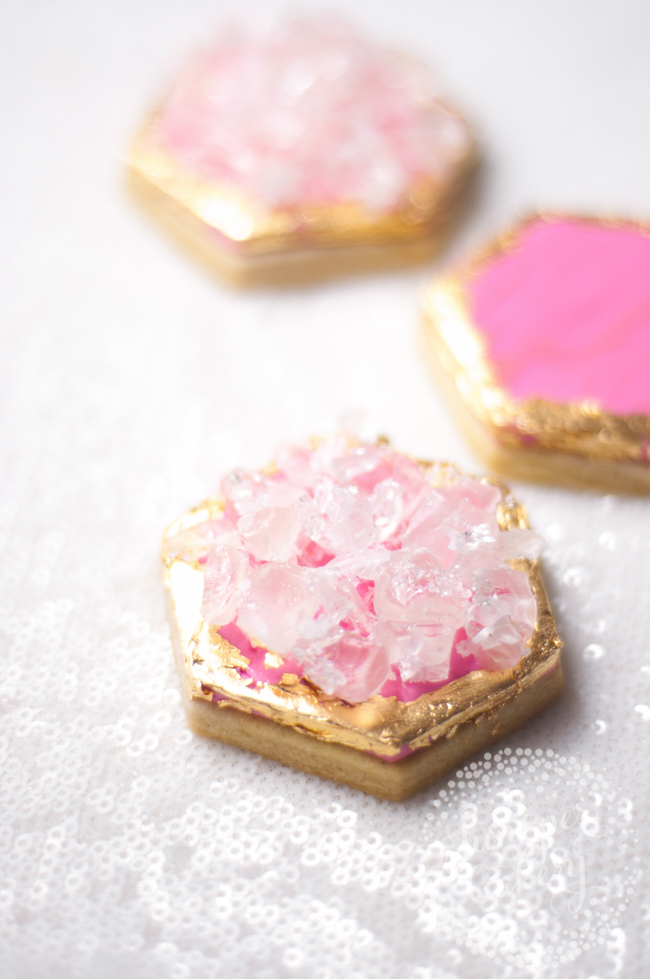 Cute geode cookie tutorial with steps