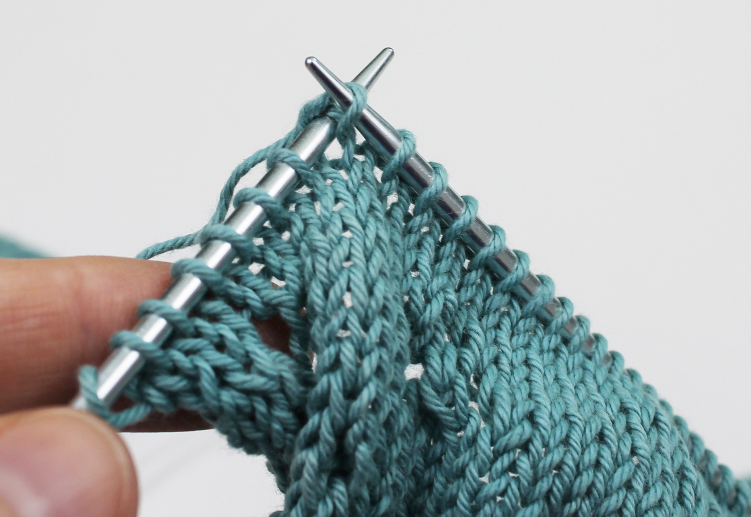 Tinking knit stitches