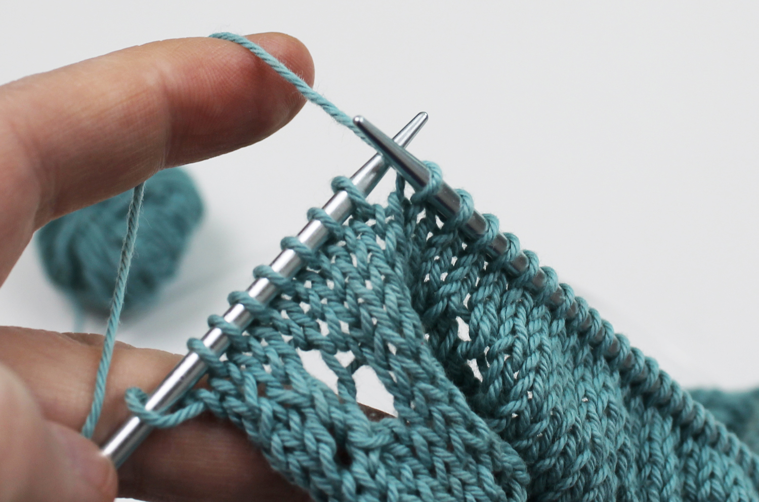 Tinking knit stitches